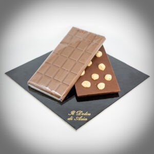 Tavoletta cioccolato e nocciole